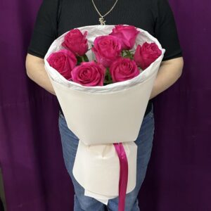 Букет из 7 розовых роз