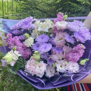 Букет из хризантем, эустом и альстромерий №369