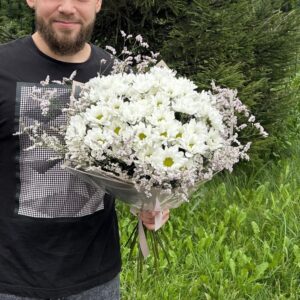 Букет из 7 кустовых хризантем №403