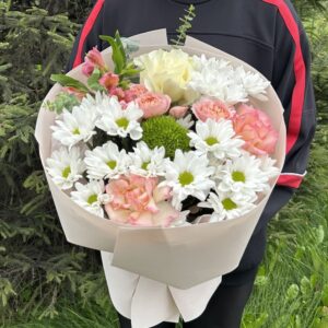 Букет из хризантем и роз №419