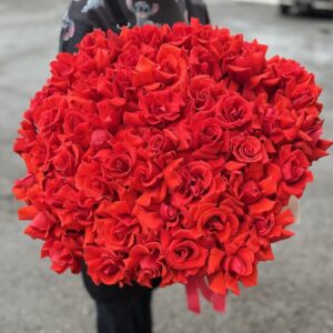 Букет из 51 французской розы №438