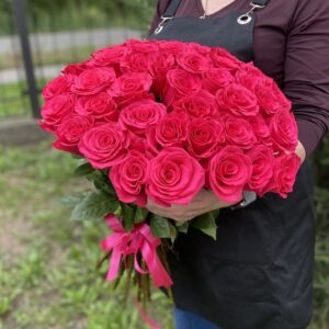 Букет из 51 розовой розы №440