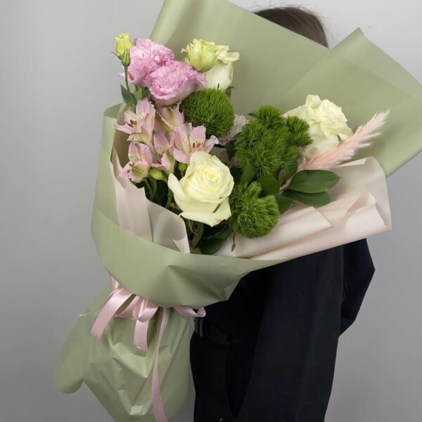 buket-iz-roz-s-hrizantemami-508-2