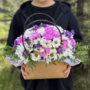 Кустовые хризантемы в сумочке №453