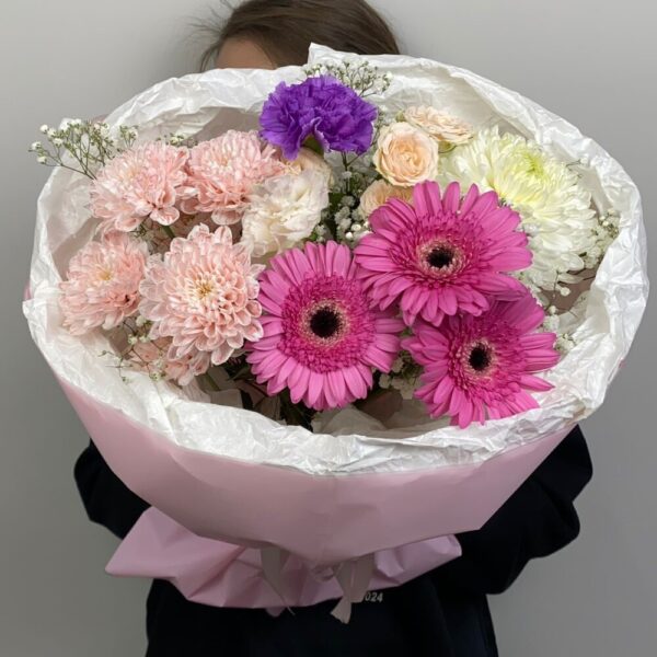 buket-iz-gerber-s-hrizantemami-516