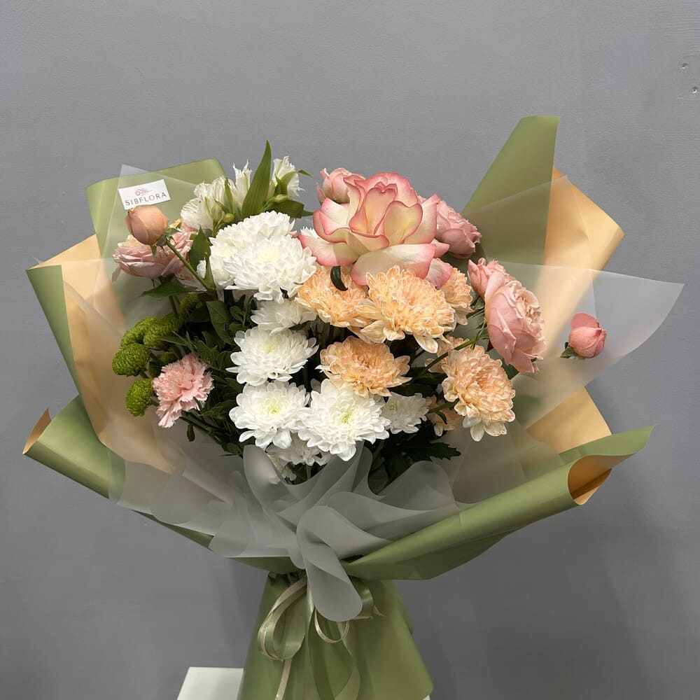 Букет из хризантем, кустовой розы и альстромерии №543 Букет из хризантем, кустовой розы и альстромерии №543